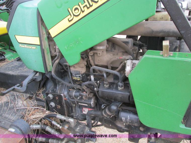 image for item F4465 2002 John Deere 5220 tractor