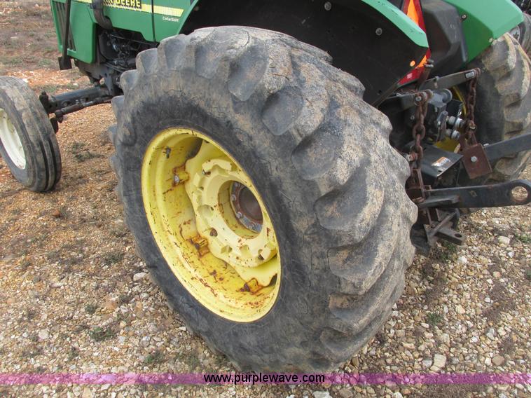 image for item F4466 2000 John Deere 5410 tractor