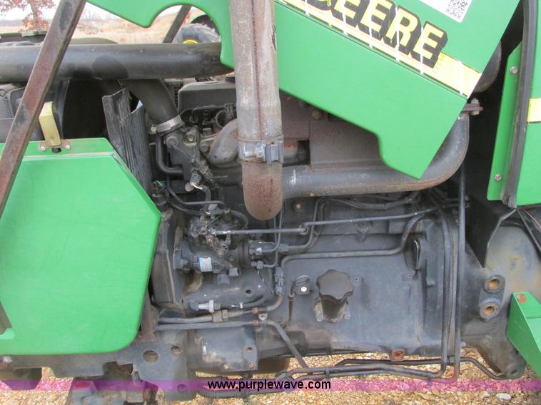 image for item F4466 2000 John Deere 5410 tractor