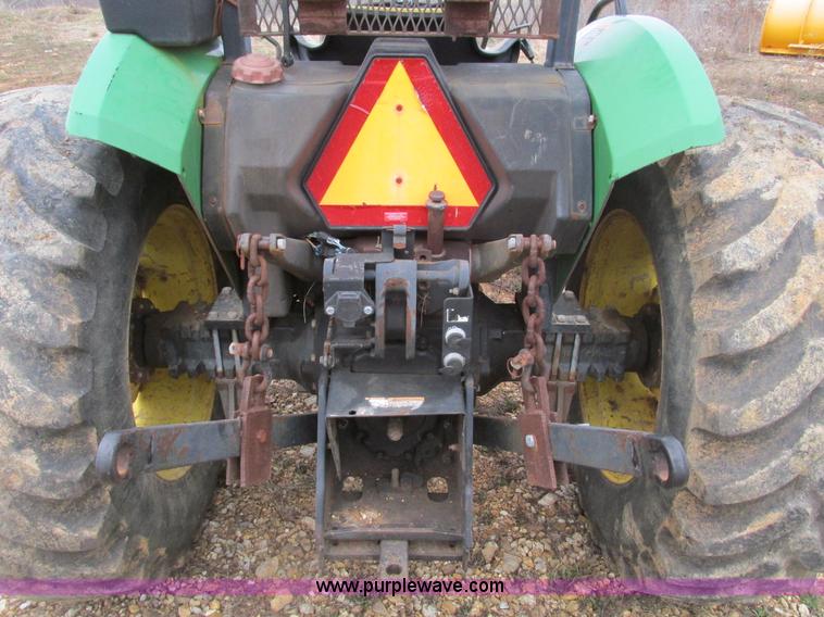 image for item F4466 2000 John Deere 5410 tractor