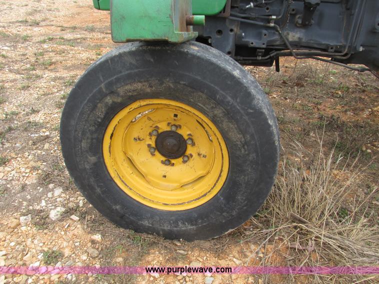 image for item F4468 1999 John Deere 5410 tractor