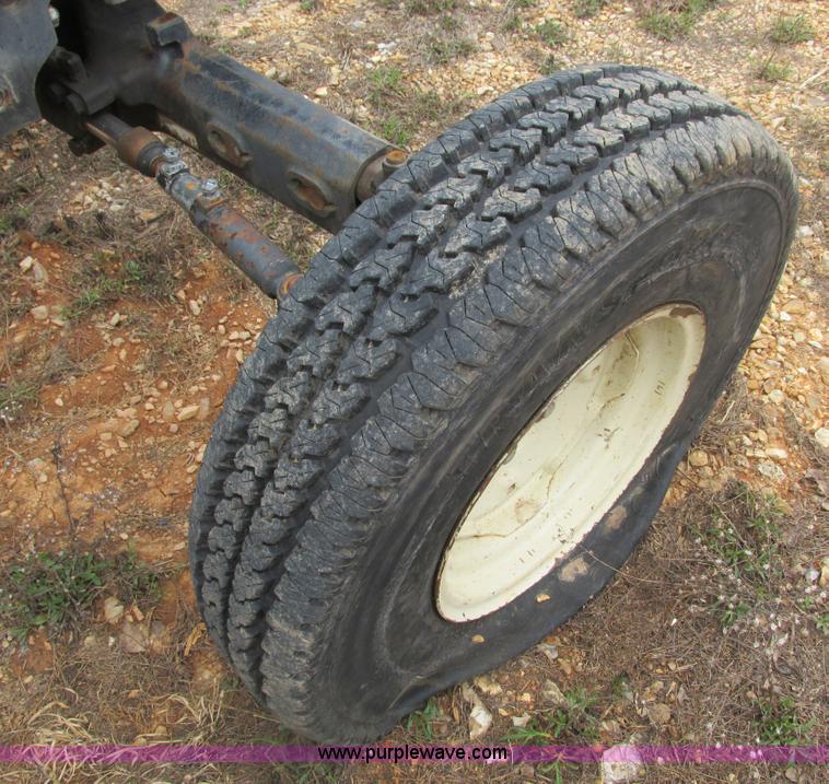 image for item F4468 1999 John Deere 5410 tractor