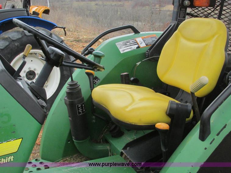 image for item F4468 1999 John Deere 5410 tractor