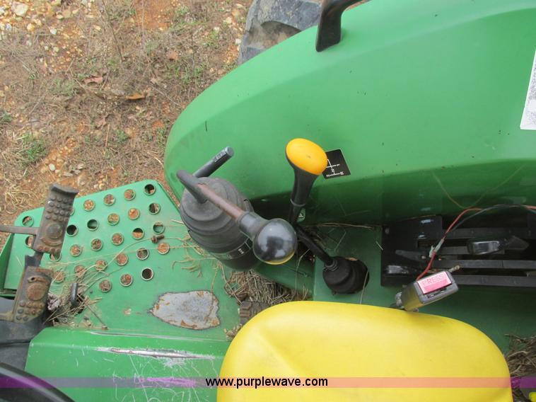 image for item F4468 1999 John Deere 5410 tractor