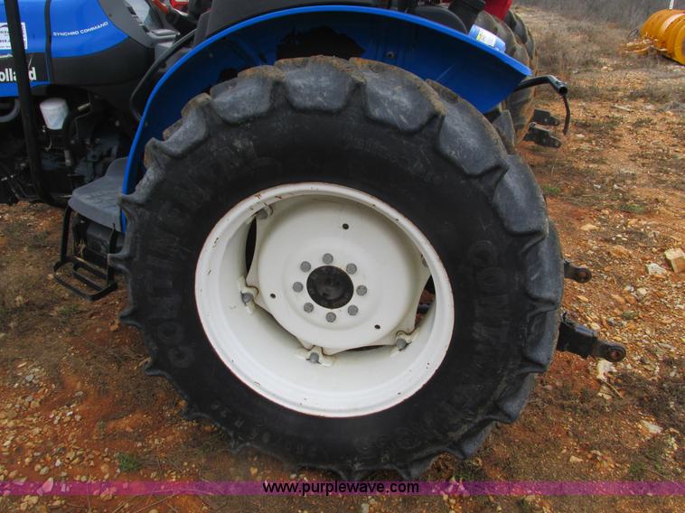 image for item F4469 2004 New Holland TN70 tractor