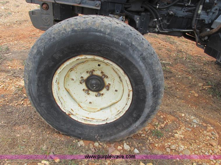 image for item F4469 2004 New Holland TN70 tractor