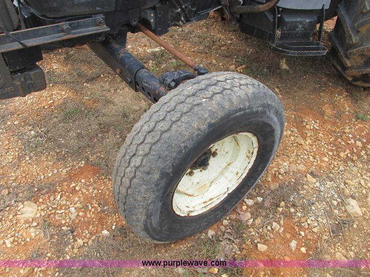 image for item F4469 2004 New Holland TN70 tractor