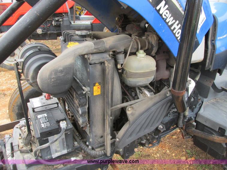 image for item F4469 2004 New Holland TN70 tractor