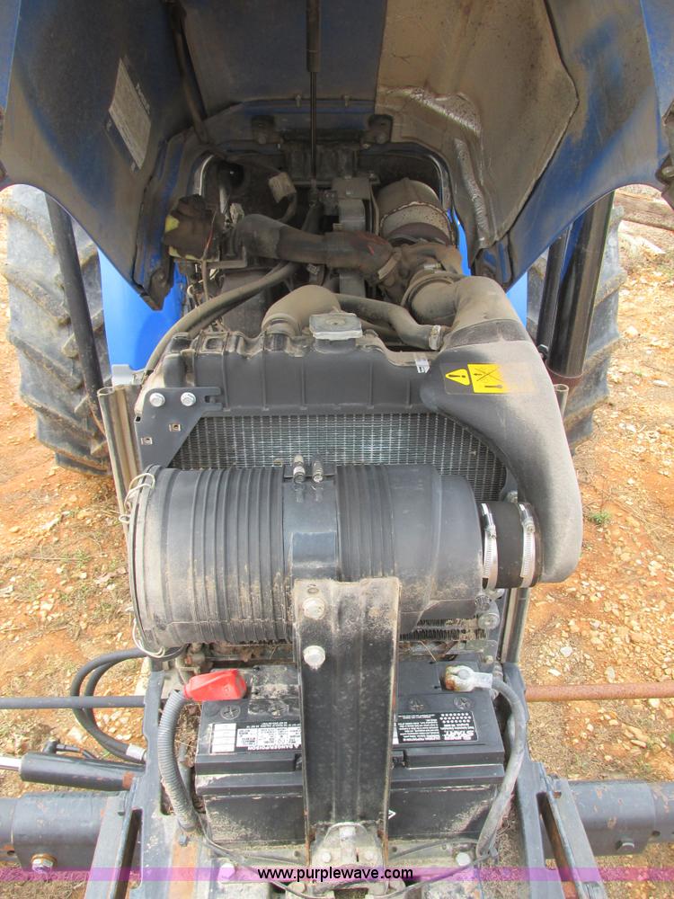 image for item F4469 2004 New Holland TN70 tractor
