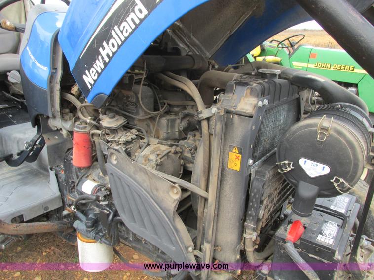 image for item F4469 2004 New Holland TN70 tractor