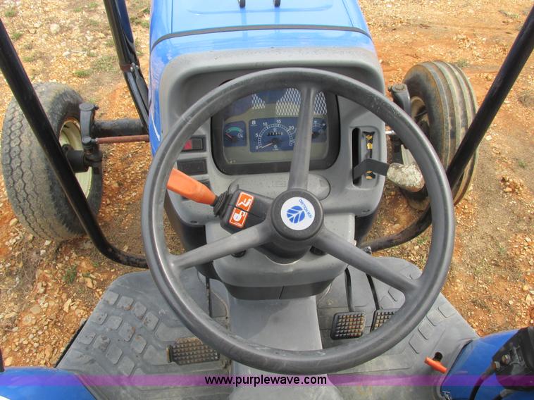 image for item F4469 2004 New Holland TN70 tractor