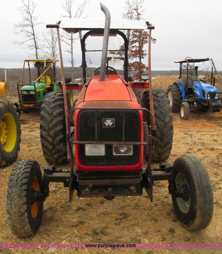 image for item F4470 1998 Massey-Ferguson 4253 tractor