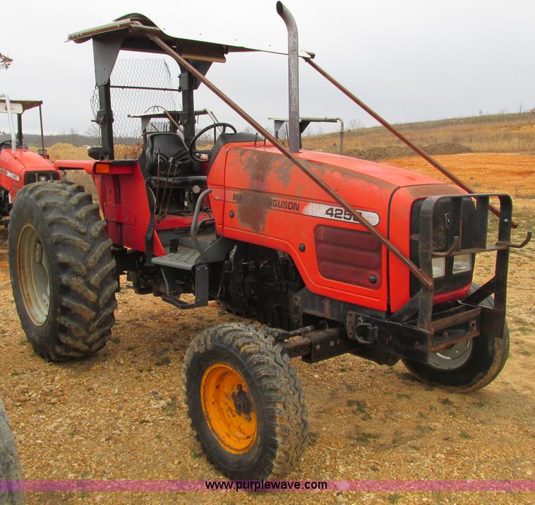 image for item F4470 1998 Massey-Ferguson 4253 tractor