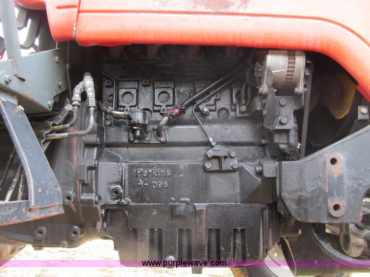 image for item F4470 1998 Massey-Ferguson 4253 tractor
