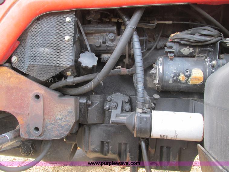 image for item F4470 1998 Massey-Ferguson 4253 tractor