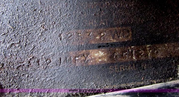 image for item F4470 1998 Massey-Ferguson 4253 tractor