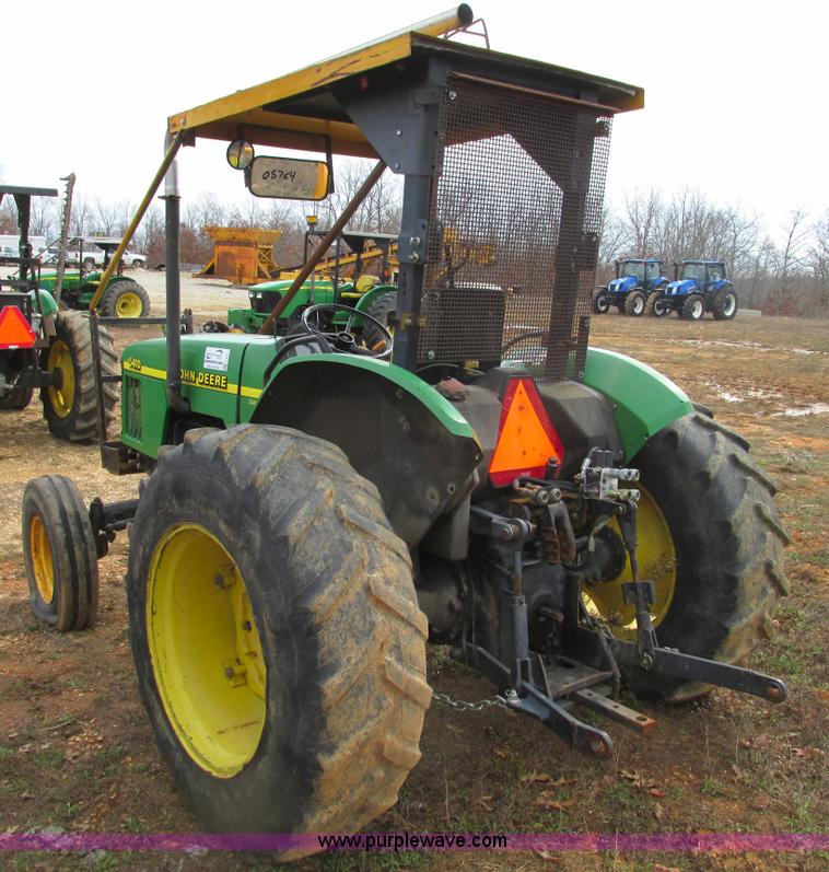 image for item F4471 2000 John Deere 5410 tractor