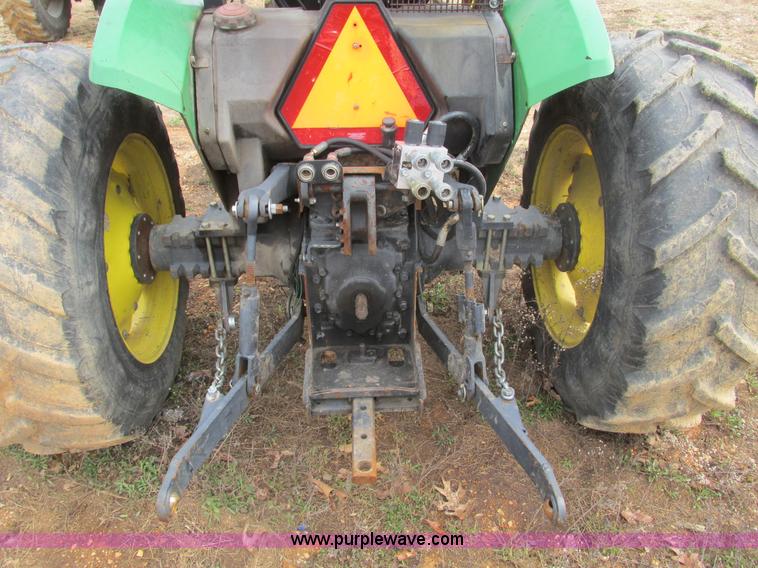 image for item F4471 2000 John Deere 5410 tractor