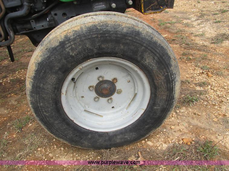 image for item F4471 2000 John Deere 5410 tractor