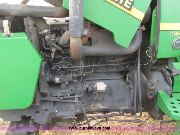 image for item F4471 2000 John Deere 5410 tractor