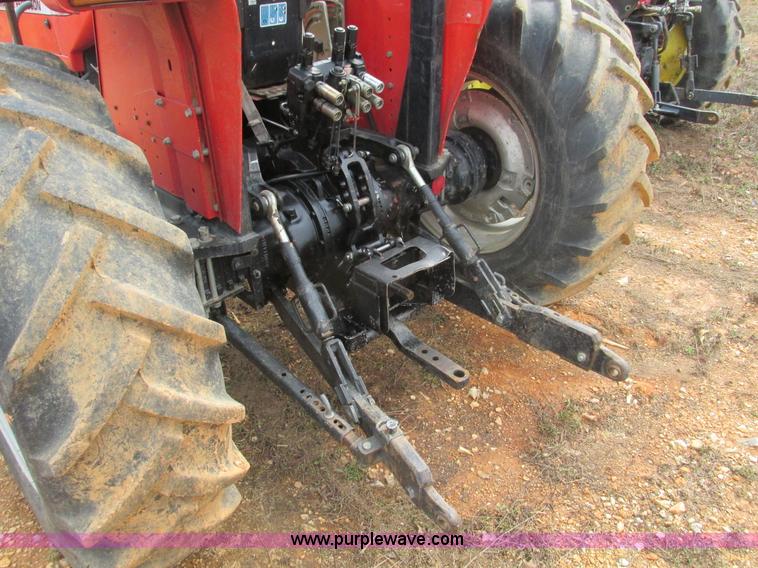 image for item F4472 2000 Massey-Ferguson 4263 tractor