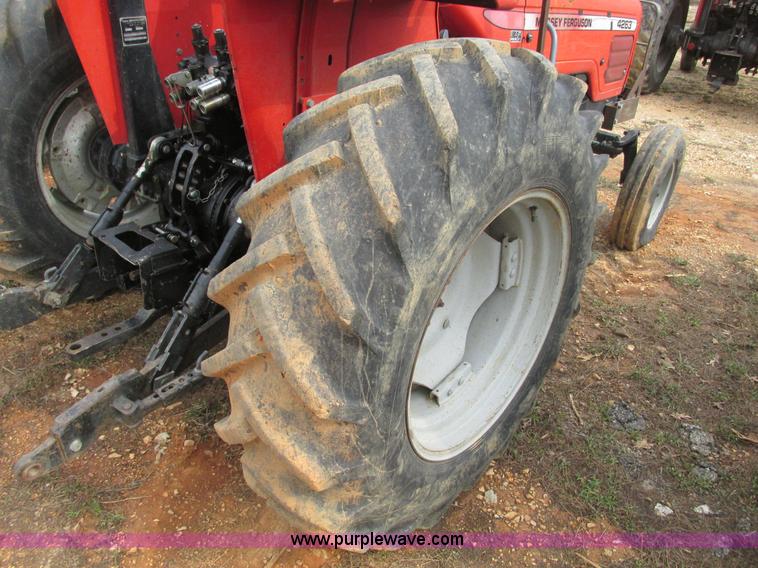 image for item F4472 2000 Massey-Ferguson 4263 tractor