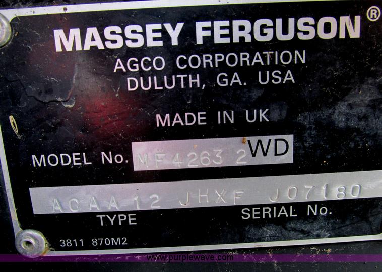 image for item F4472 2000 Massey-Ferguson 4263 tractor