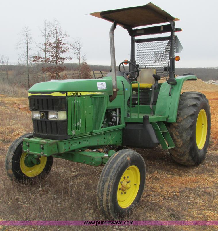 image for item F4473 2001 John Deere 6410 tractor