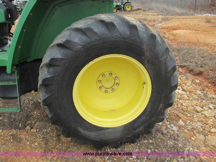 image for item F4473 2001 John Deere 6410 tractor
