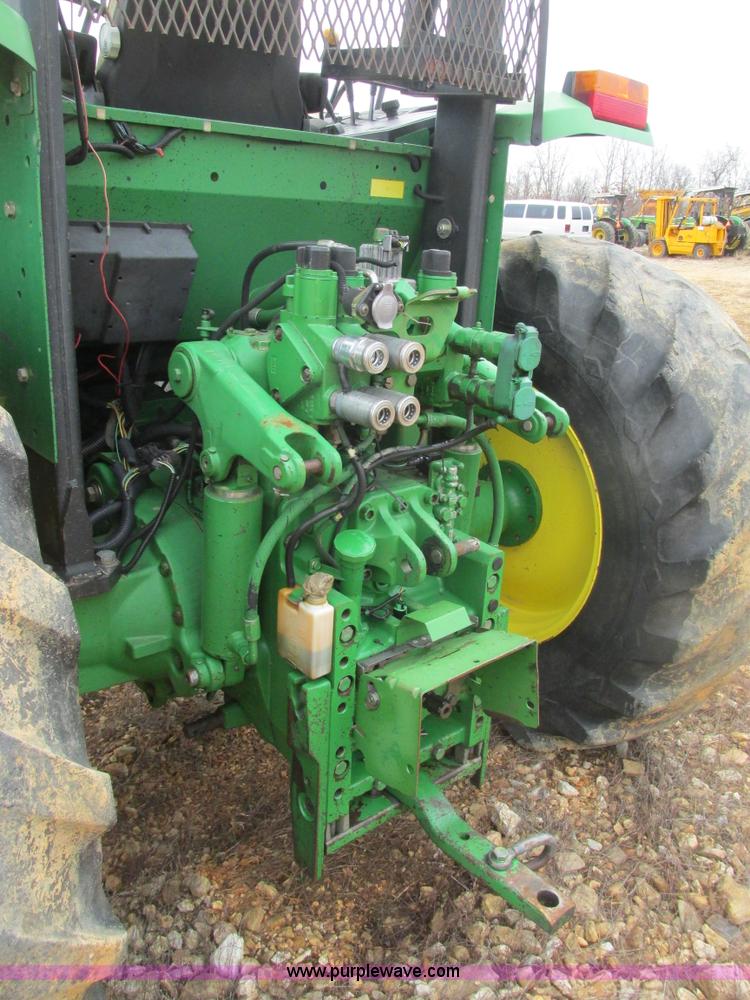 image for item F4473 2001 John Deere 6410 tractor