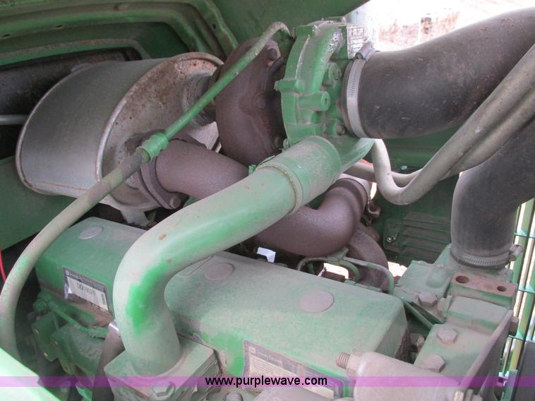 image for item F4473 2001 John Deere 6410 tractor