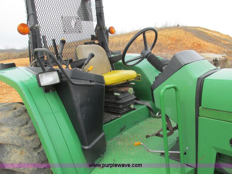 image for item F4473 2001 John Deere 6410 tractor