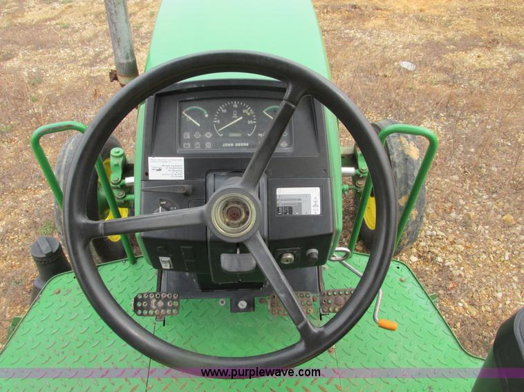 image for item F4473 2001 John Deere 6410 tractor