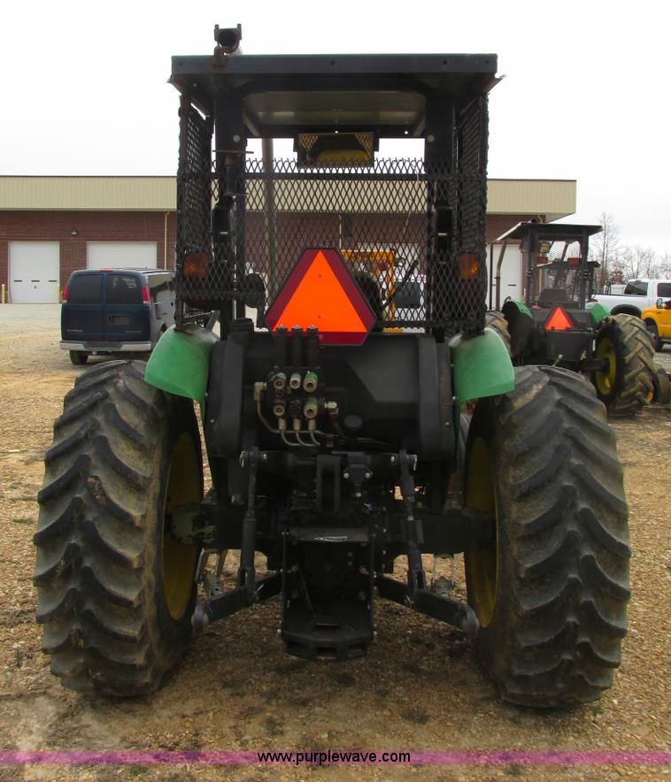 image for item F4474 2005 John Deere 5425 tractor