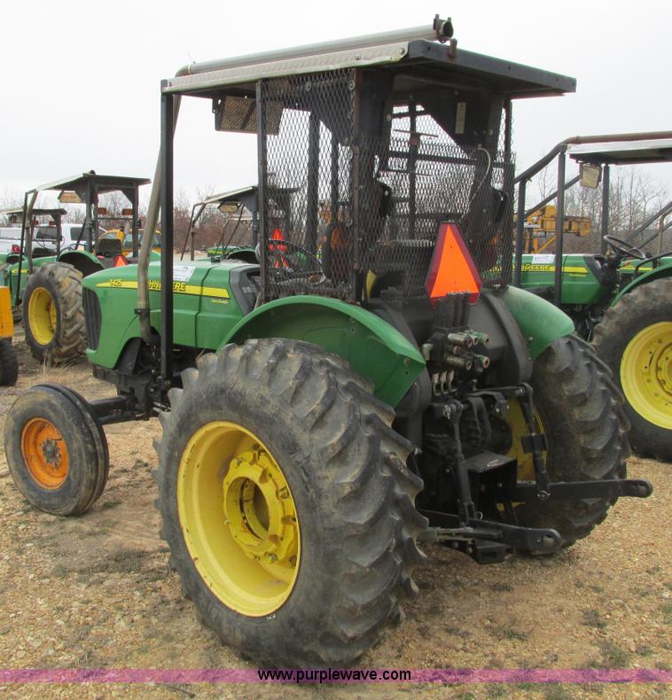 image for item F4474 2005 John Deere 5425 tractor