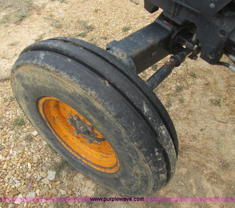 image for item F4474 2005 John Deere 5425 tractor