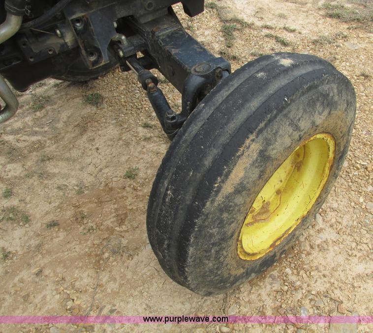 image for item F4474 2005 John Deere 5425 tractor
