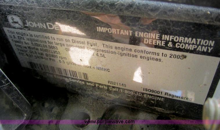 image for item F4474 2005 John Deere 5425 tractor