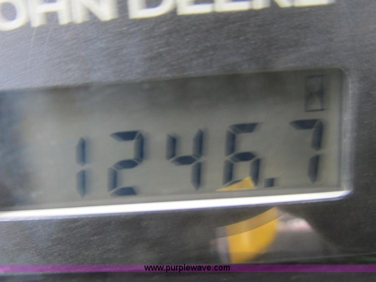 image for item F4474 2005 John Deere 5425 tractor