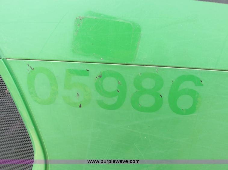 image for item F4474 2005 John Deere 5425 tractor