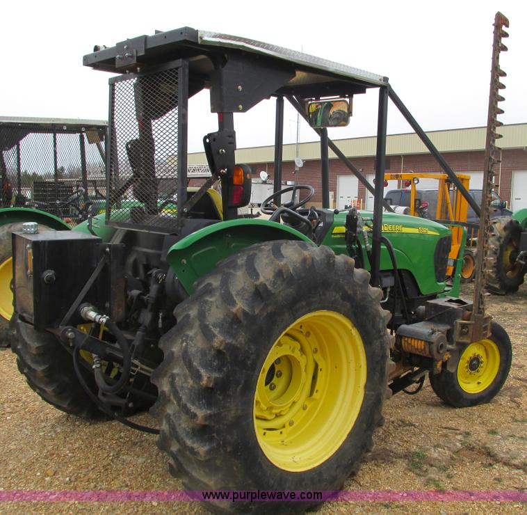 image for item F4475 2006 John Deere 5325 tractor