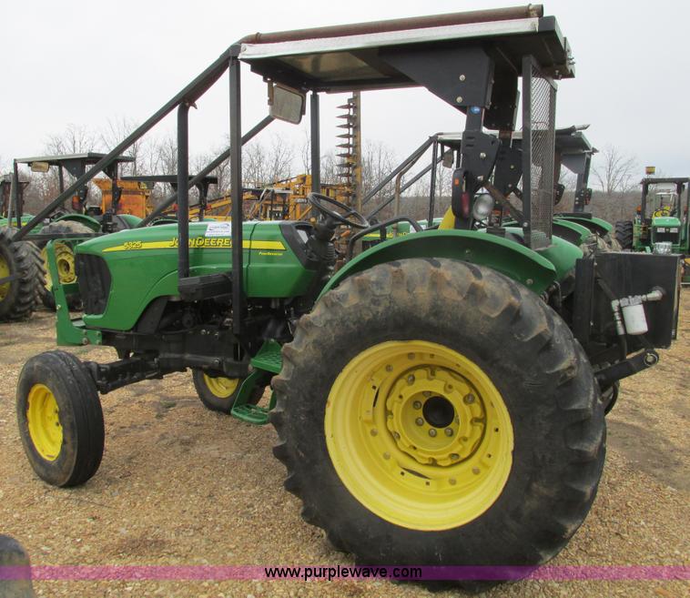 image for item F4475 2006 John Deere 5325 tractor