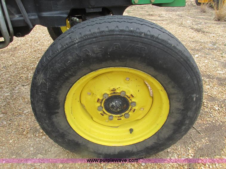 image for item F4475 2006 John Deere 5325 tractor