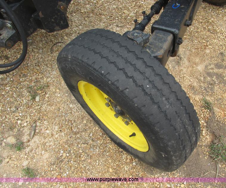 image for item F4475 2006 John Deere 5325 tractor