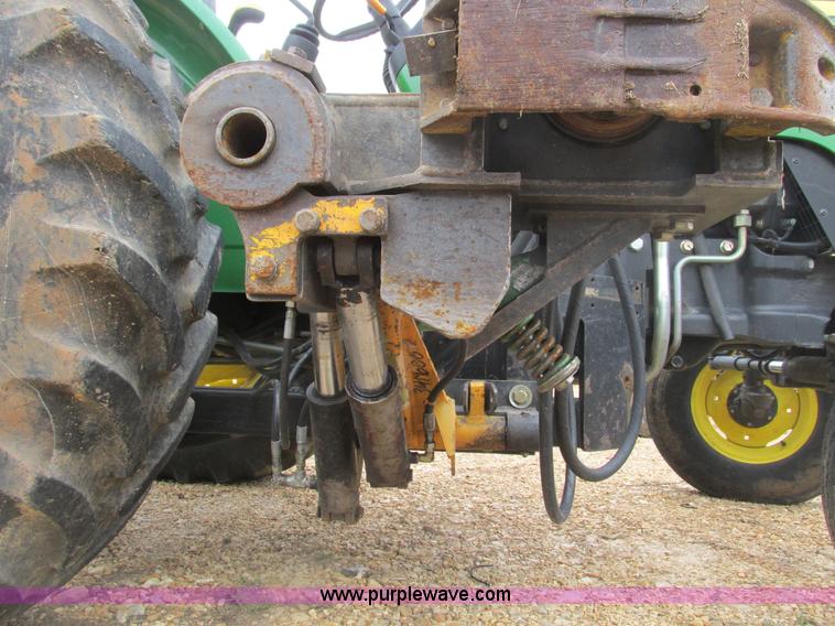 image for item F4475 2006 John Deere 5325 tractor