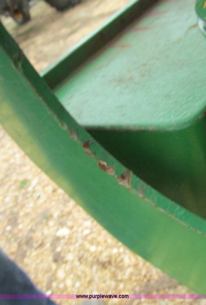 image for item F4475 2006 John Deere 5325 tractor