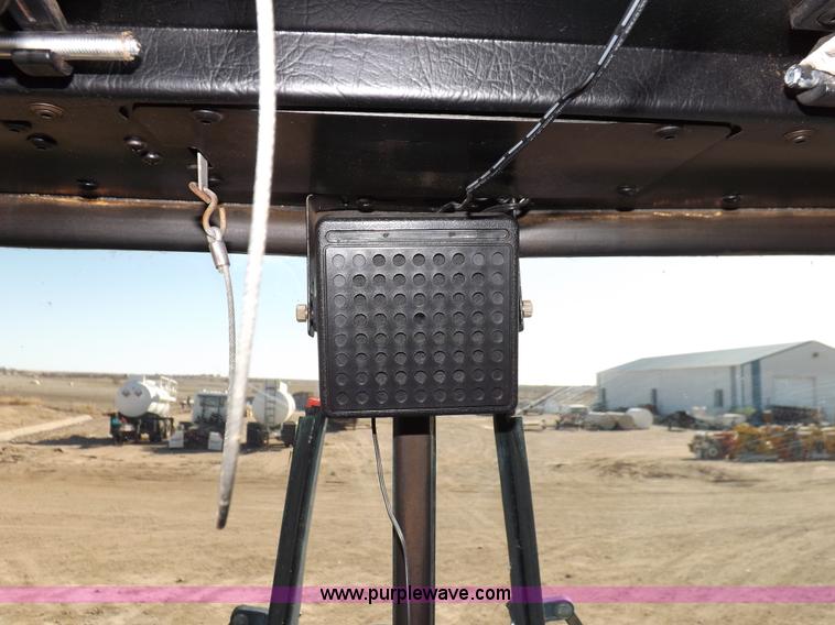 image for item F6450 1989 Kenworth T600A semi truck