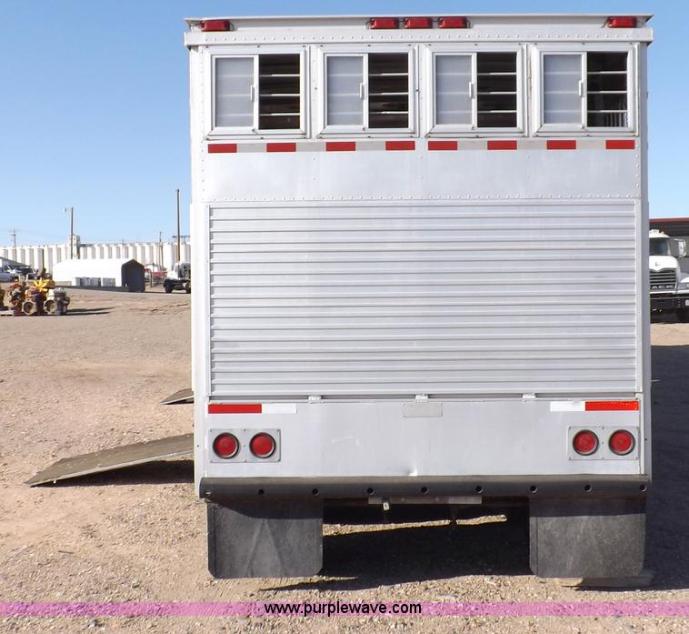 image for item F6451 1975 Featherlite CWC horse trailer
