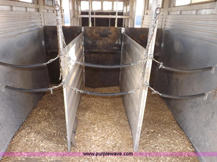image for item F6451 1975 Featherlite CWC horse trailer