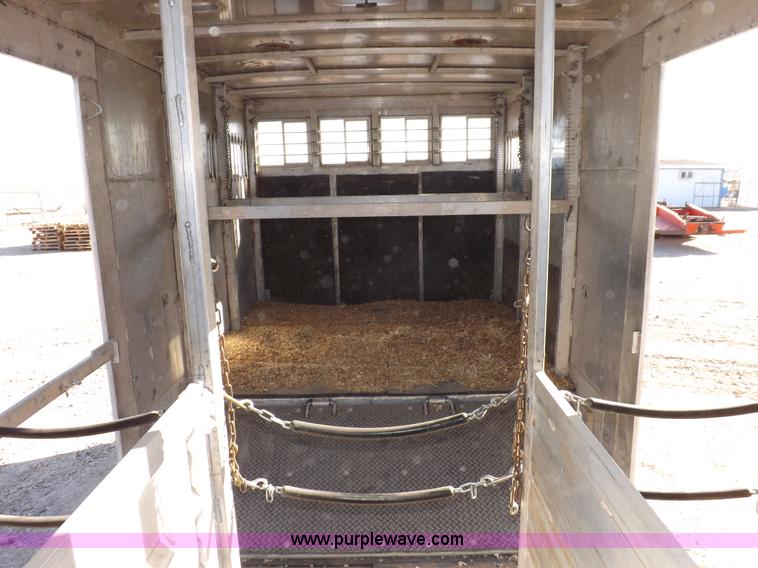 image for item F6451 1975 Featherlite CWC horse trailer